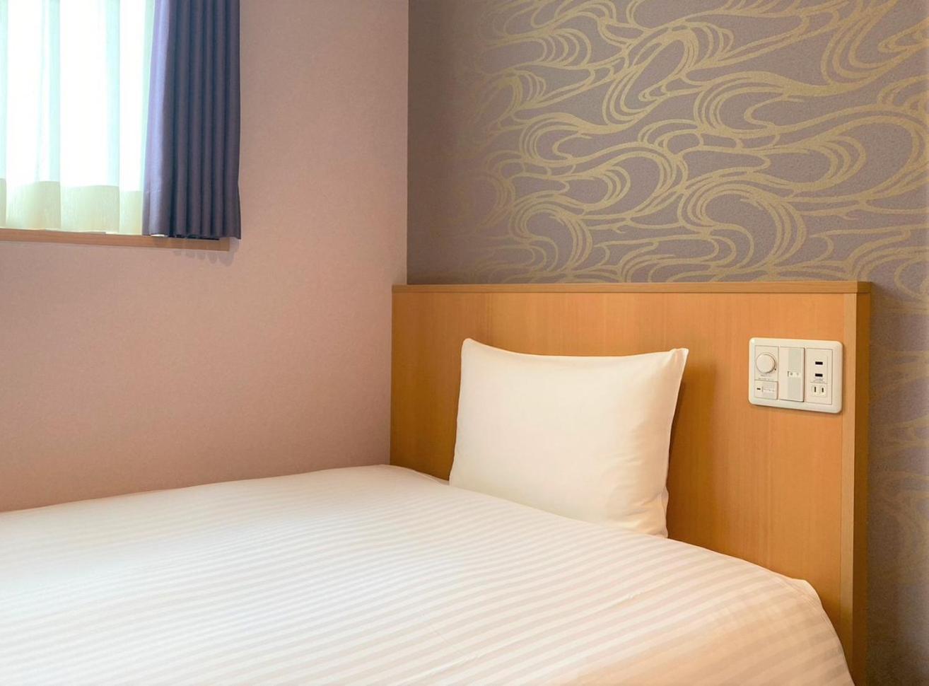 Sakura Sky Hotel 3*